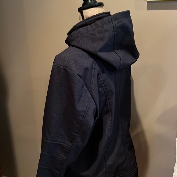 FREE COUNTRY WOMENS JACKET COAT IN SZ XL…GENTLY WORN…”LIVE IN IT”…NICE AND WARM! - Picture 5 of 9